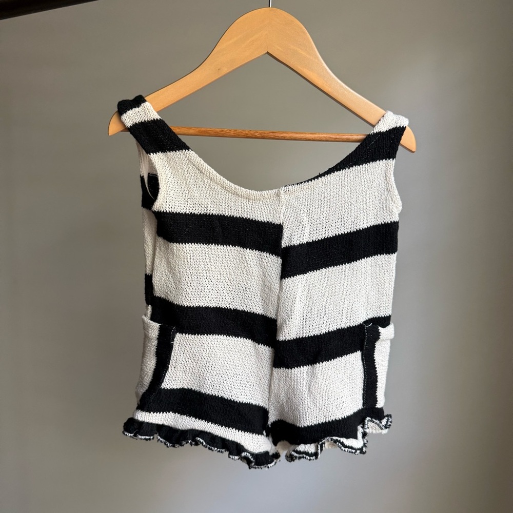Zara Girls Striped Scallop Edge Knit Romper Cream/Black (Size 18-24 Mo)